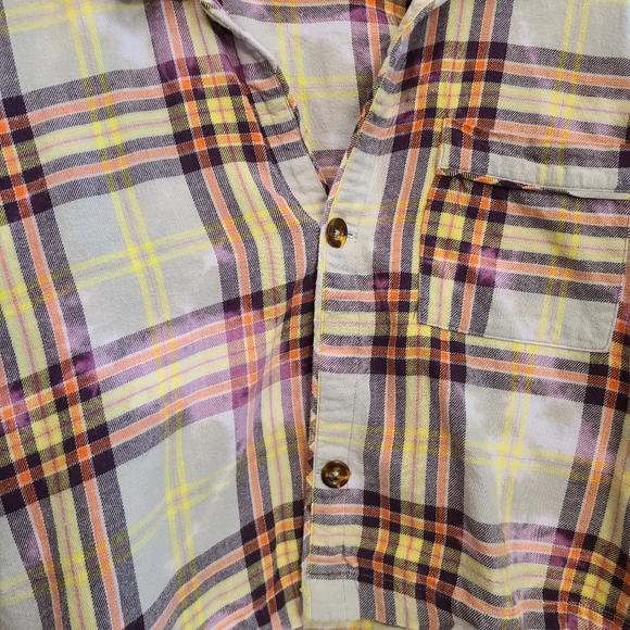 Urban Outfitters plaid button down, xs - Picture 4 of 4